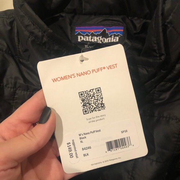 Patagonia woman’s nano puff vest - Picture 3 of 4